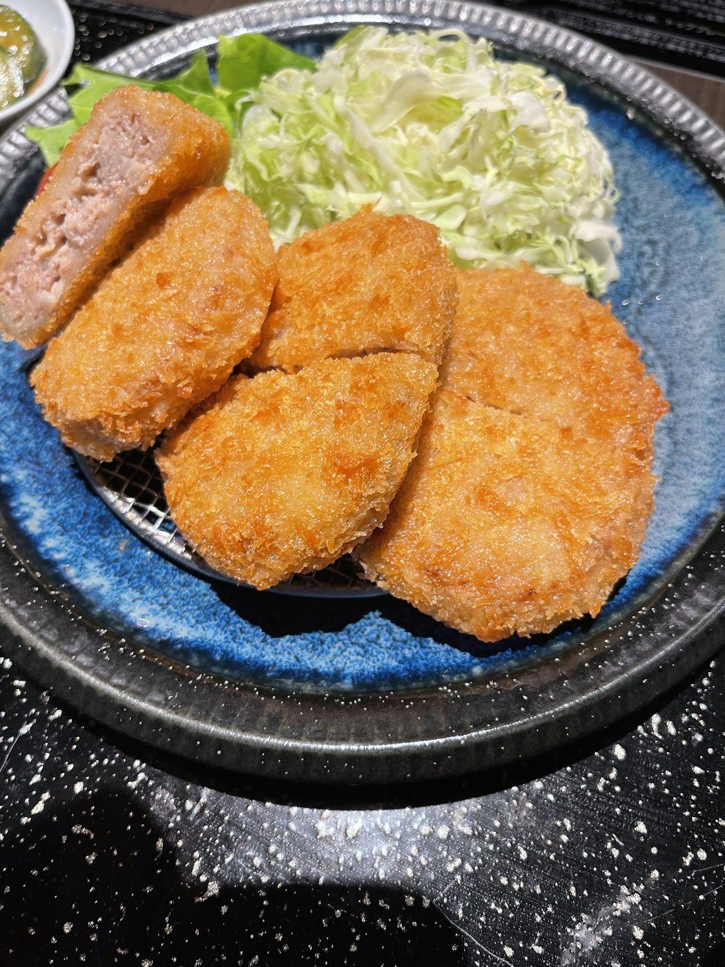 あぐーメンチカツ定食
